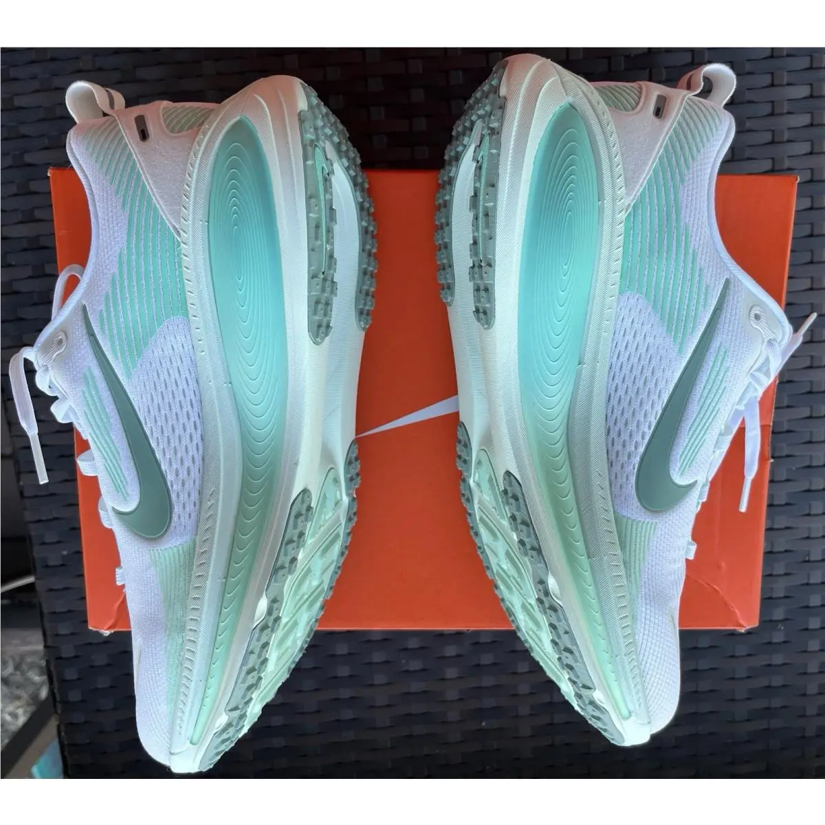 Nike shoes - Nike Vomero 18 - Vomero - HM6804-106 - White/Turquoise 3