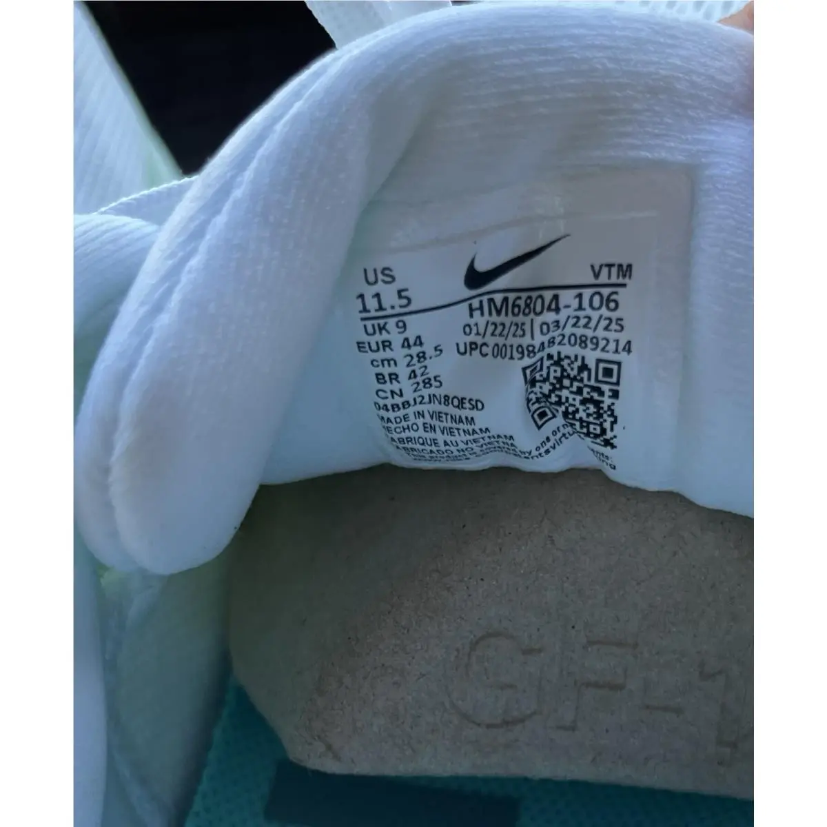 Nike shoes - Nike Vomero 18 - Vomero - HM6804-106 - White/Turquoise 5