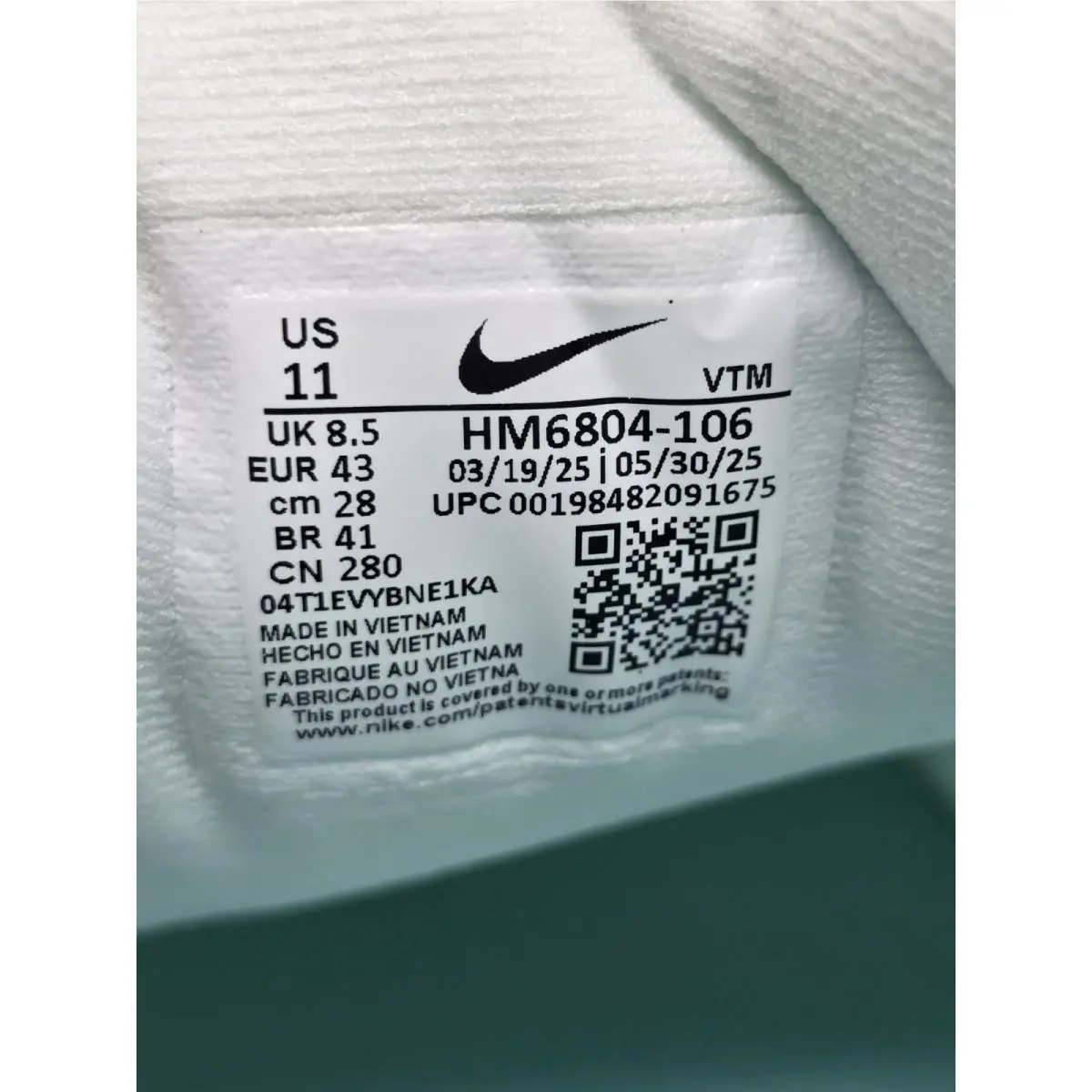 Nike shoes - Nike Vomero 18 - Vomero - HM6804 106 - White/Cannon-Bleached Turq 9