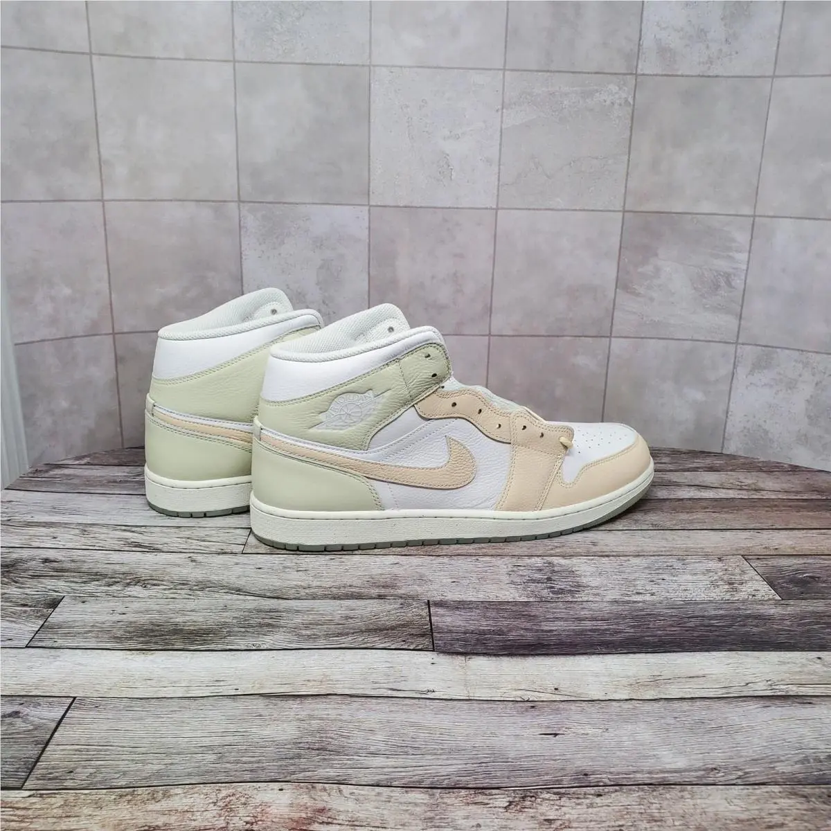 Nike shoes - Air Jordan 1 Mid SE - HJ6654-100 - Beige 5