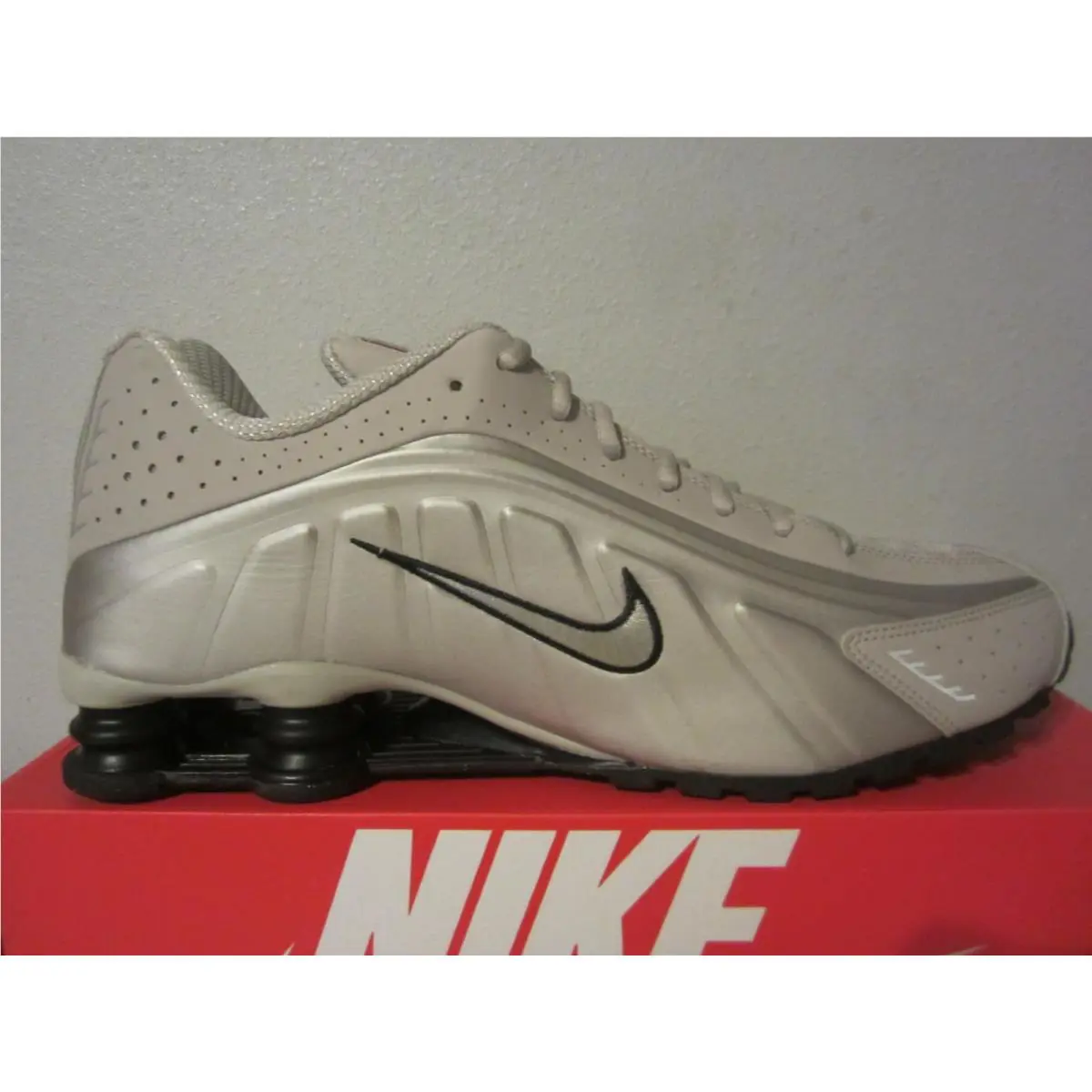 Nike shoes - Nike Shox R4 - Shox - College Grey/Black (UPC: 198480694458) 4