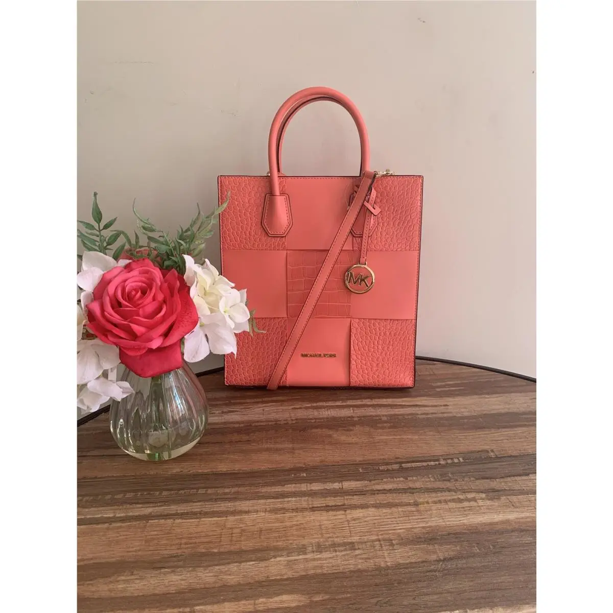 Michael Kors Mercer Medium Messenger Crossbody Satchel Pink