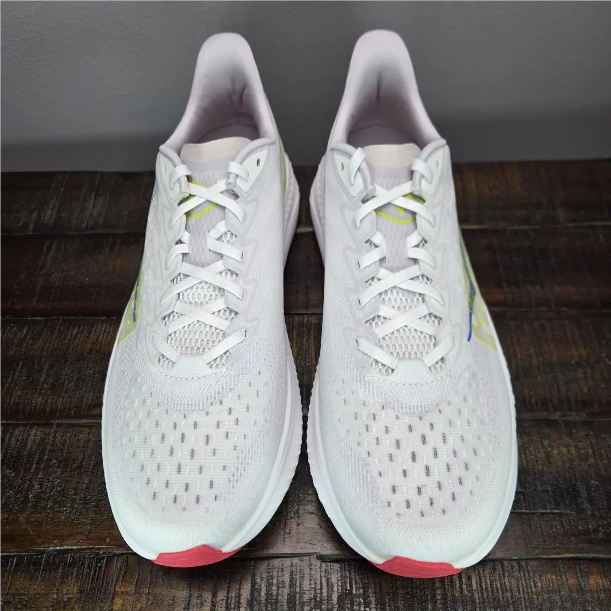 Hoka shoes - Hoka One One Mach 6 - 1155119 FCT - White 0