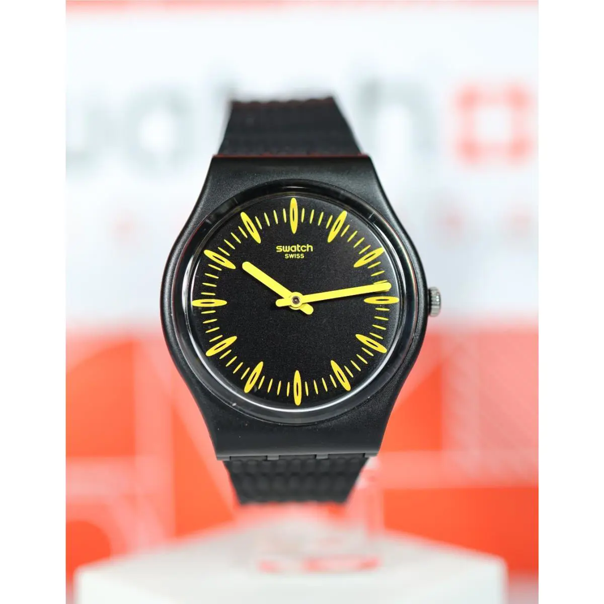 Limited Swiss Swatch Giallonero GB304 34MM Black Yellow Unisex Wristwatch