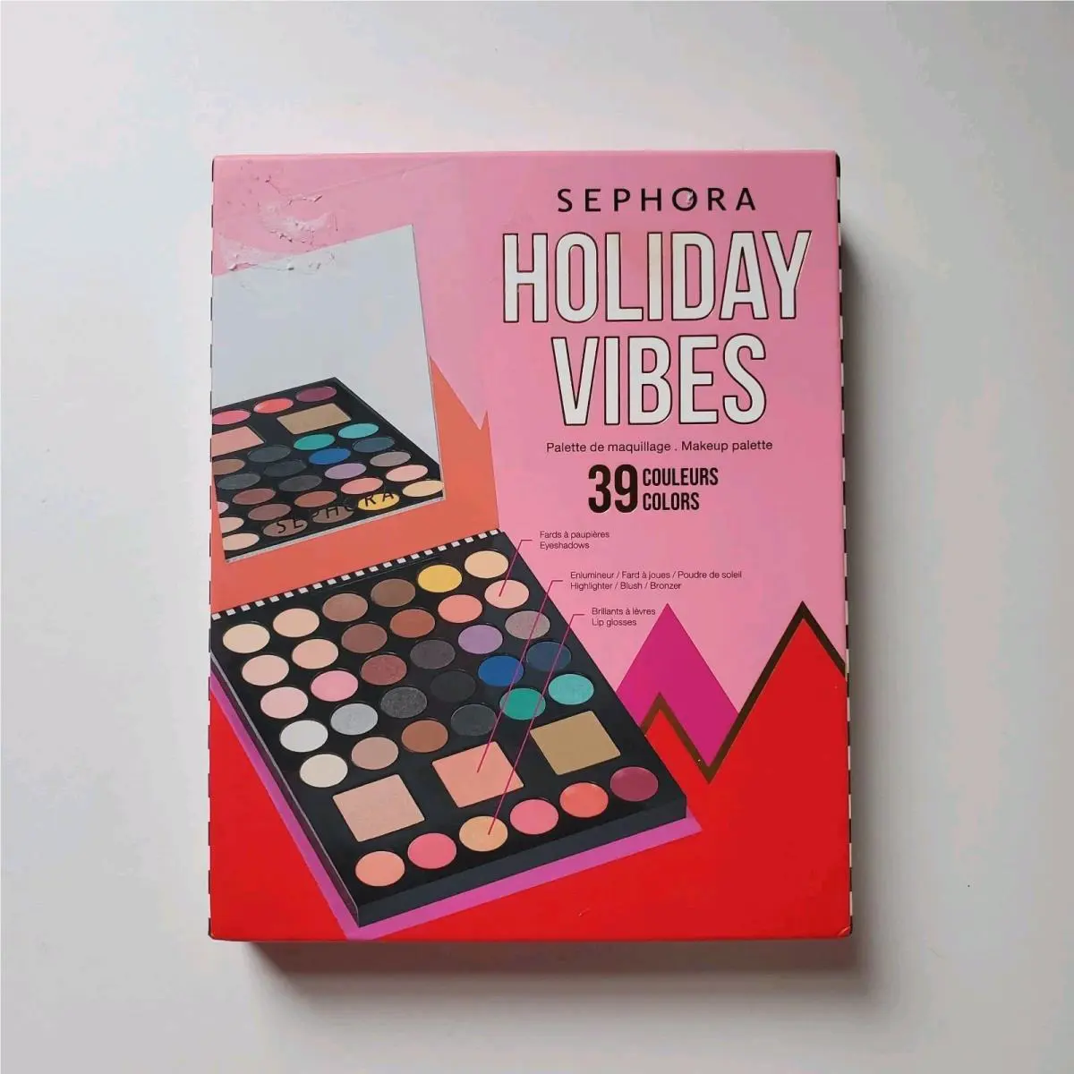 Sephora Holiday Vibes Makeup Palette 39 Shade Colors Eyeshadow Highlighter Blush