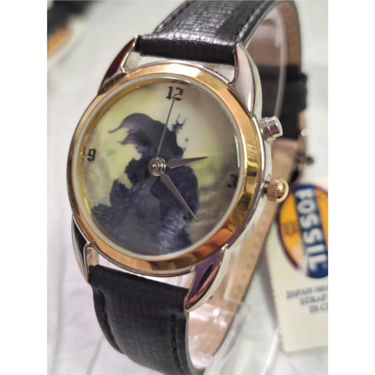 Fossil Sleeping Beauty Maleficent Limited Edition Light Up Watch DE122