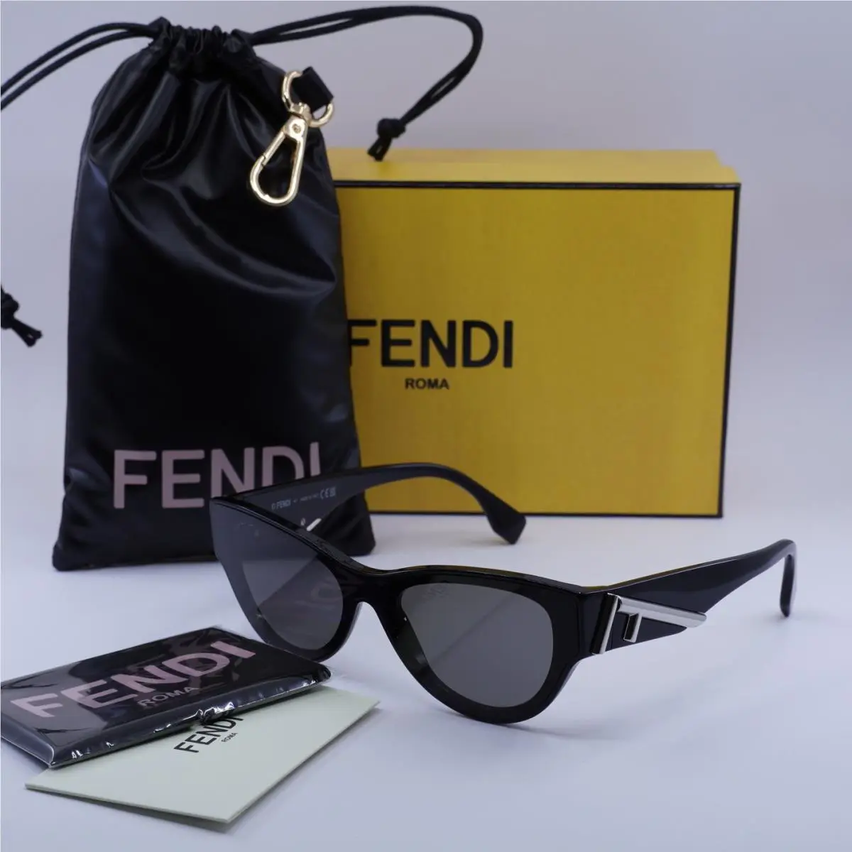 Fendi FE40135I 01A Shiny Black/smoke 53-19-140 Sunglasses