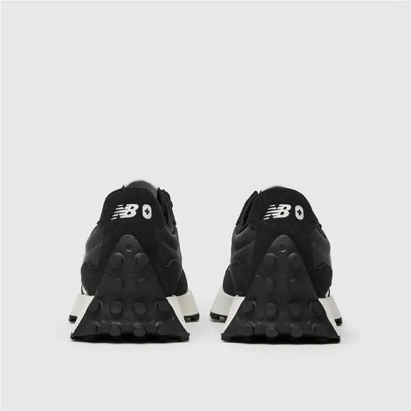 New Balance shoes - New Balance 327 - U327FB - Black 1