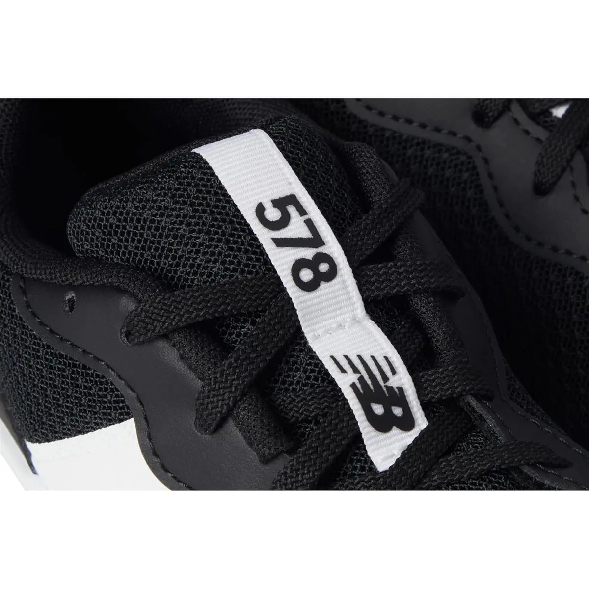 New Balance shoes - Black/White 18