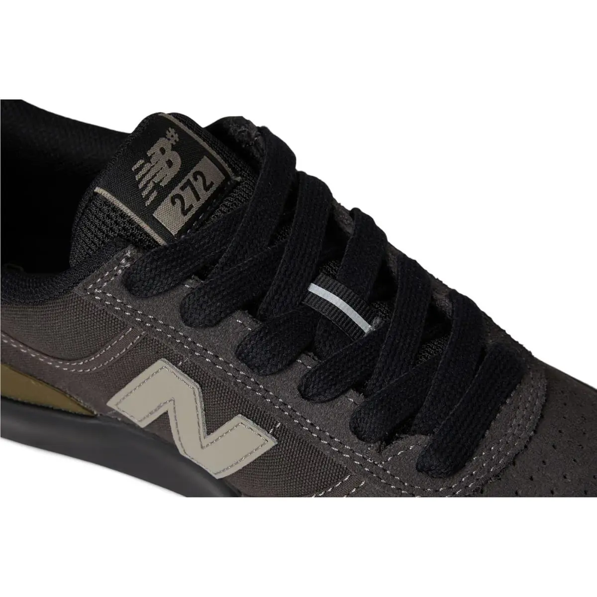 New Balance shoes - Black Cement 4