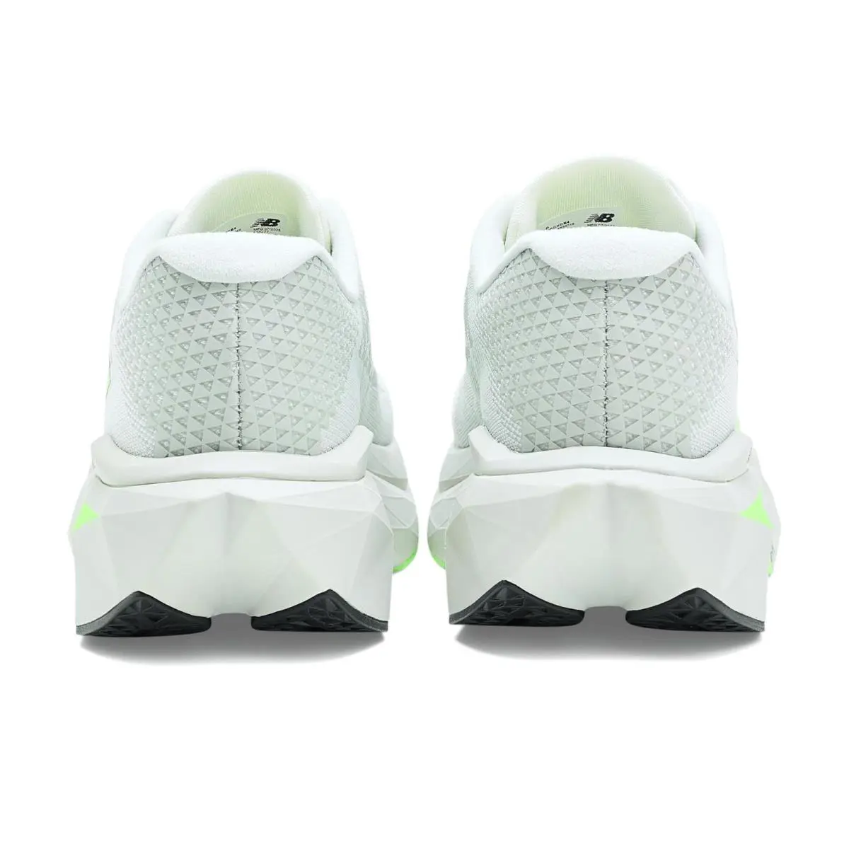 New Balance shoes - Melon Water/Clay Ash/White 19