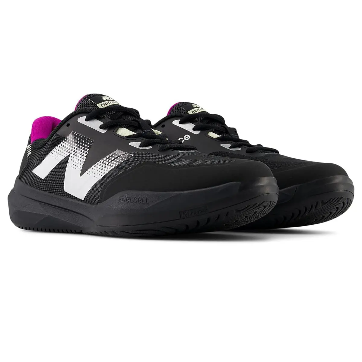 New Balance shoes  - Black/Silver 4