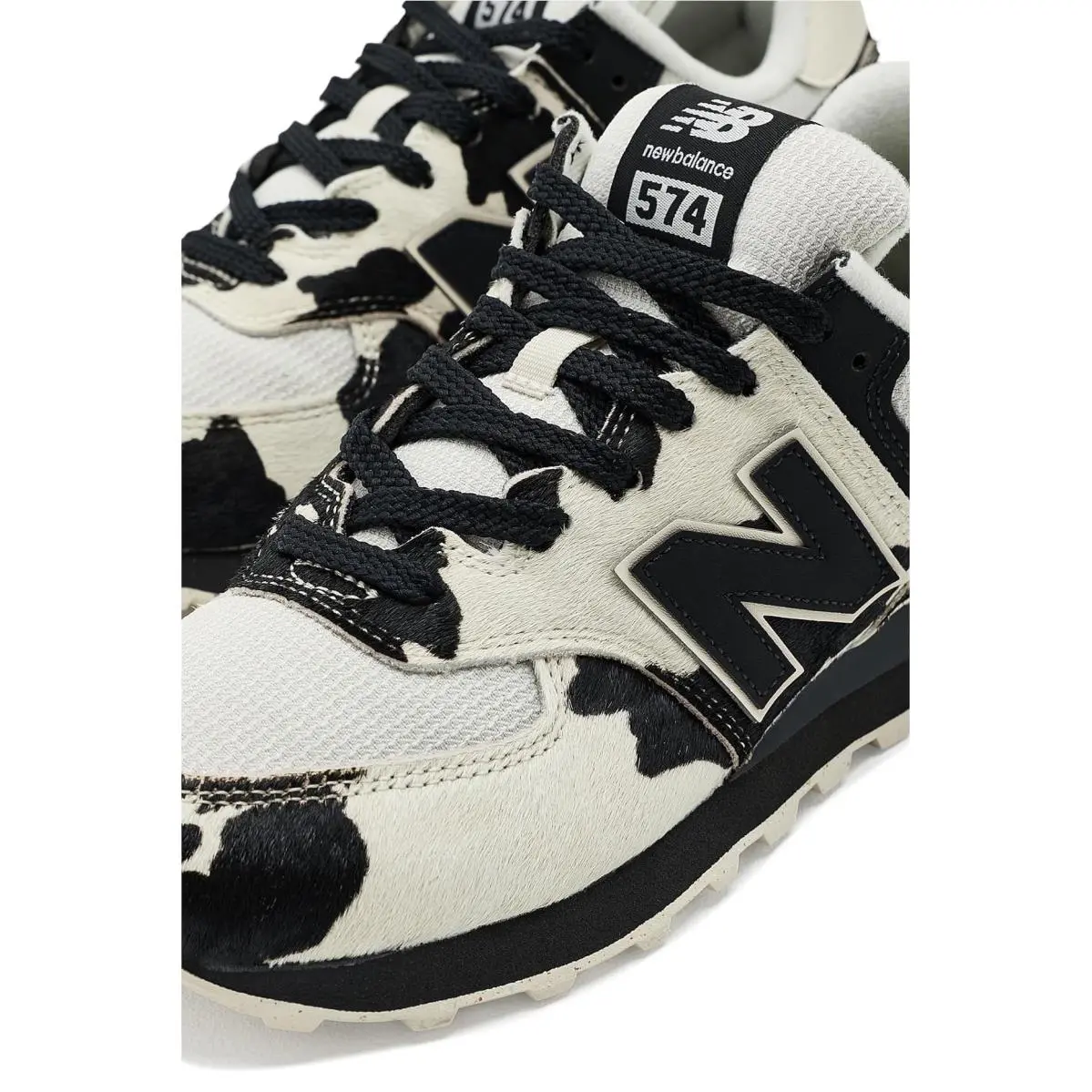 New Balance shoes - Black/Linen 4