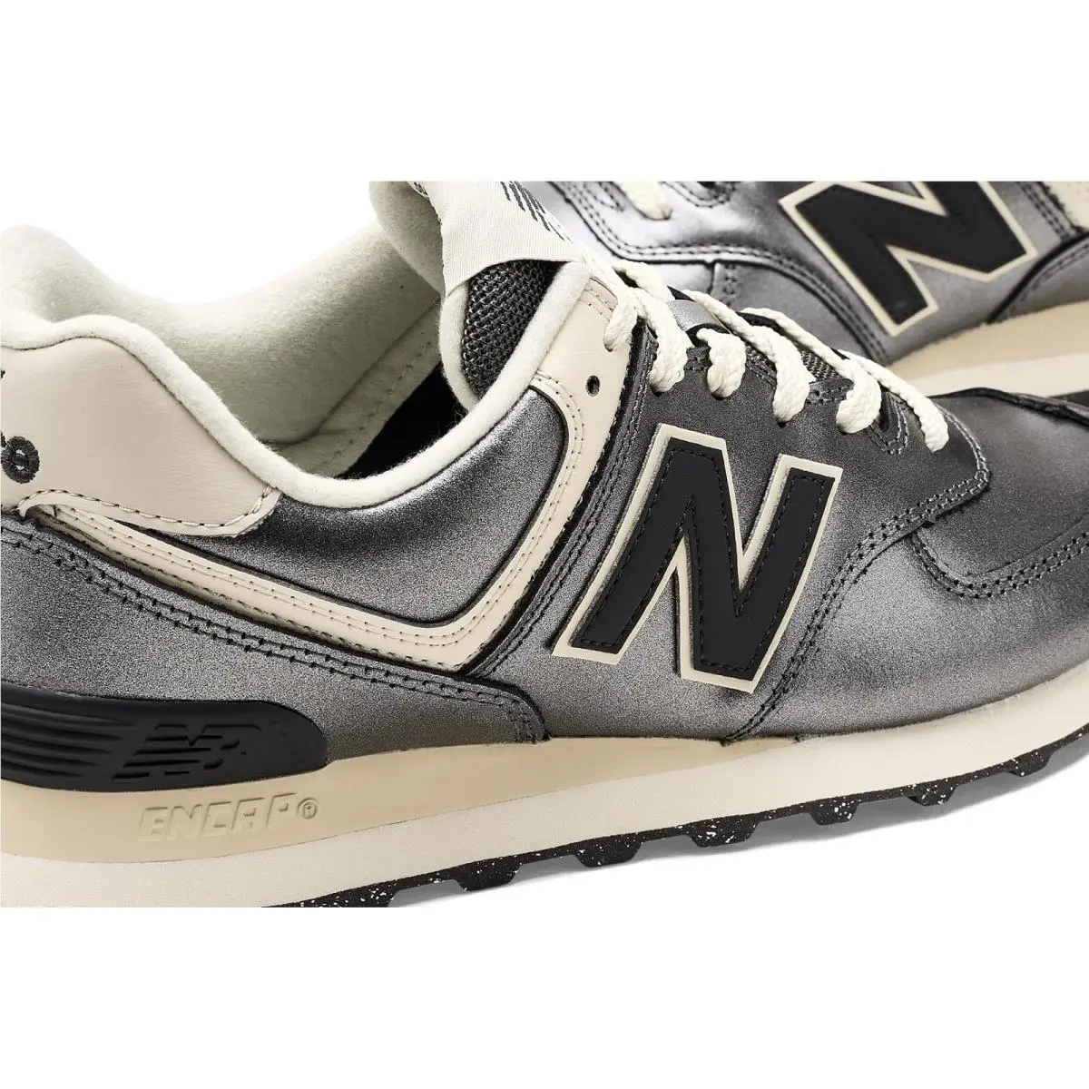New Balance shoes - Black/Linen 18