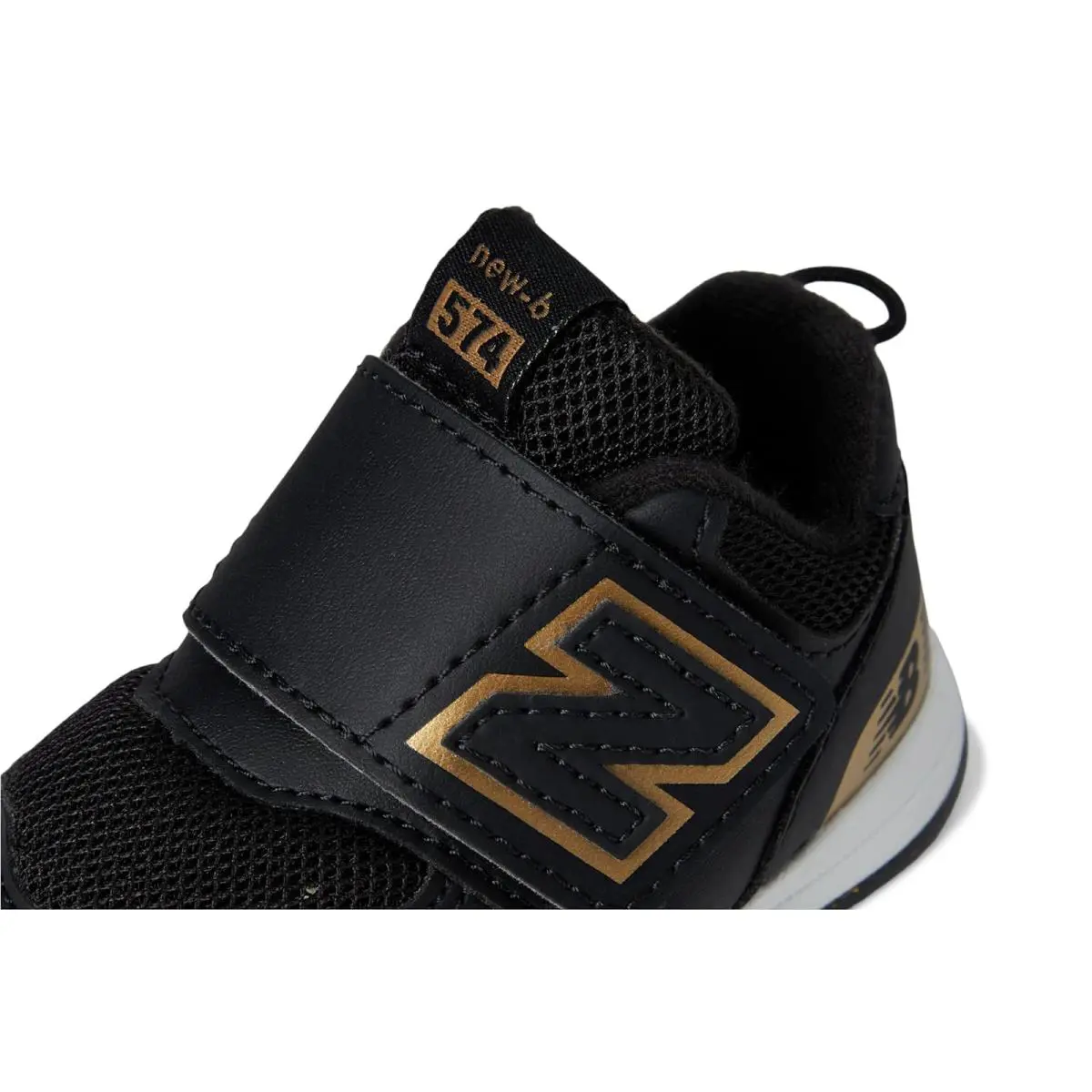 New Balance shoes - Black/Gold 4