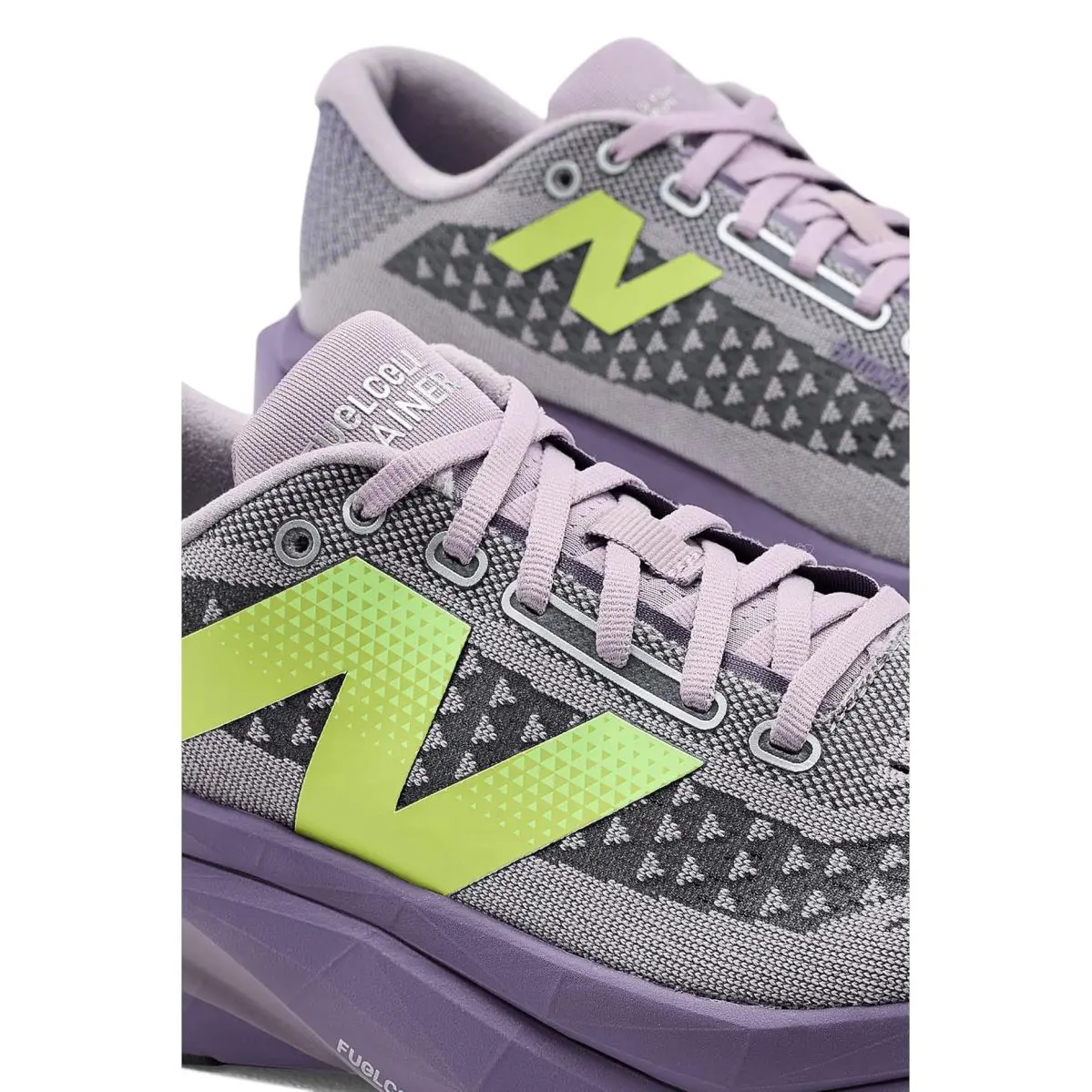 New Balance shoes - Angora/Hot Mango/Black 32