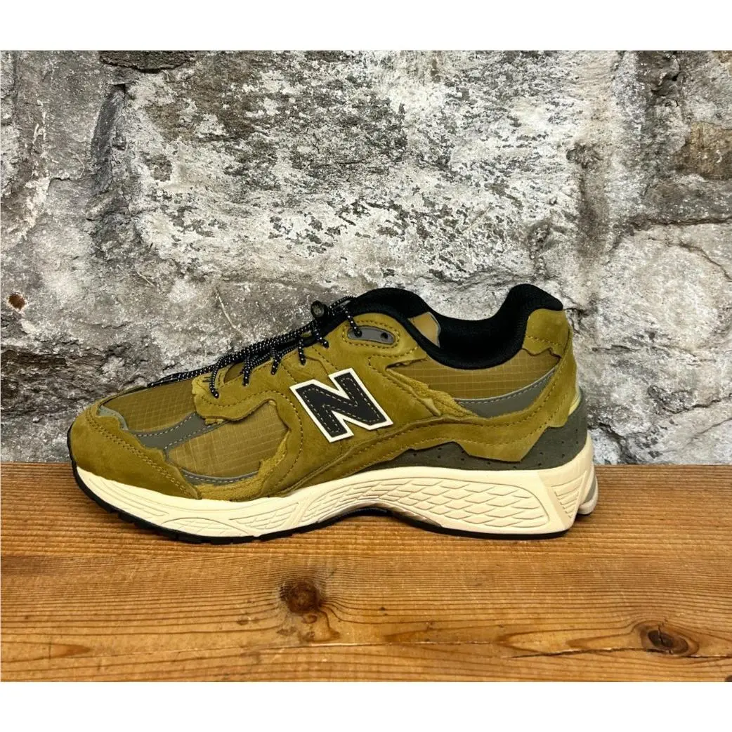 New Balance shoes - 2002R - M2002RDP - High Desert/Dark Moss 9
