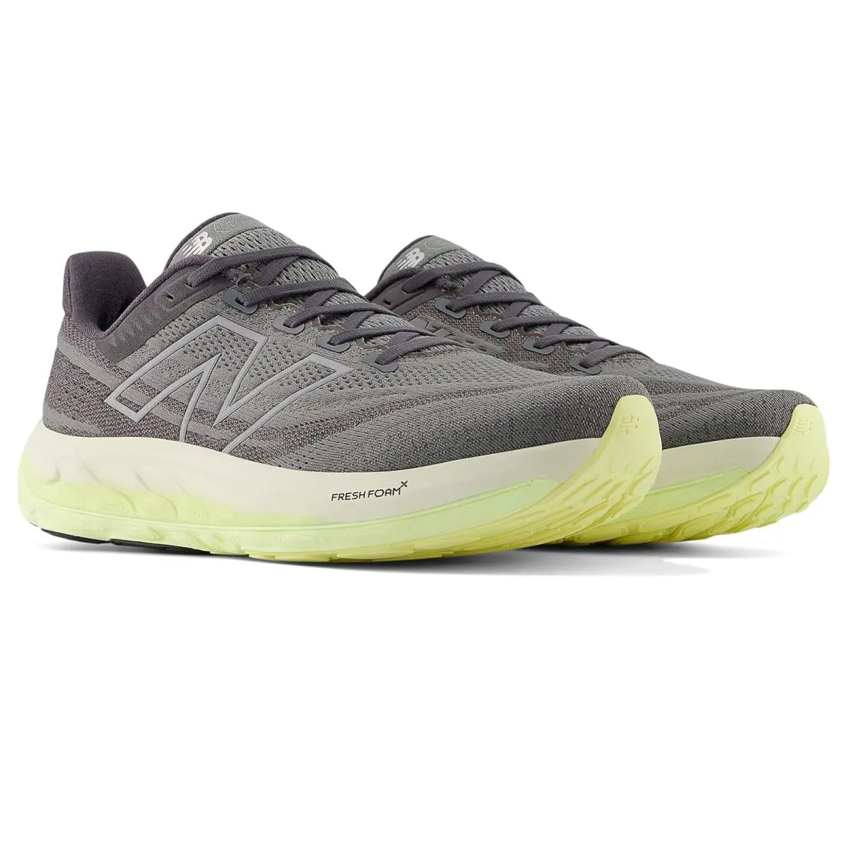 New Balance shoes - Black/White 11