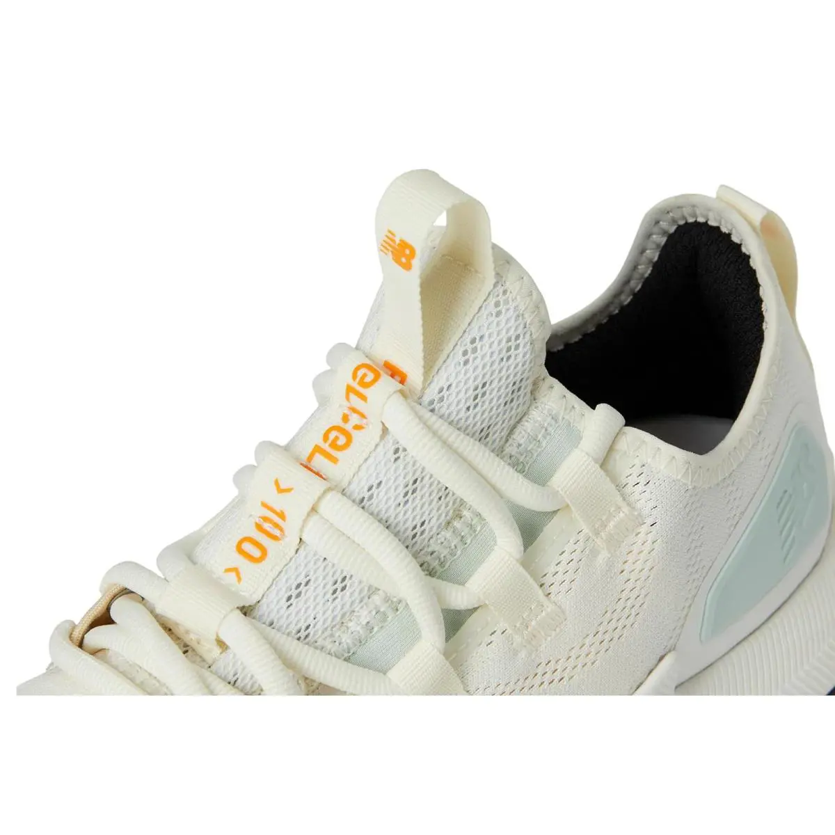 New Balance shoes - Angora/Calcium/Clay Ash 4