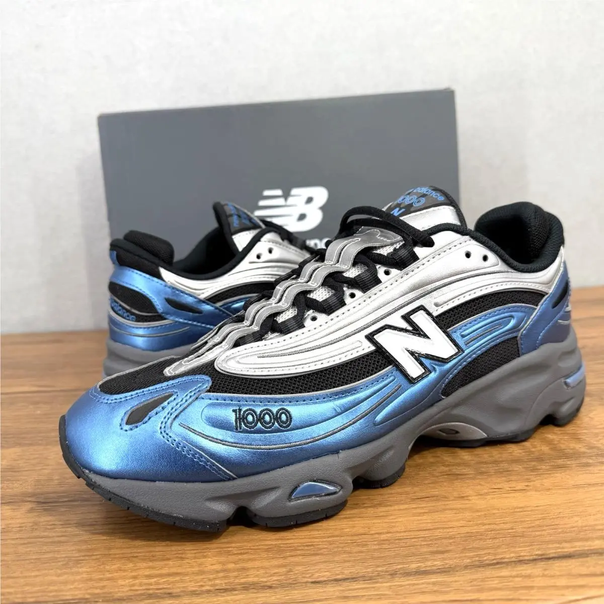 New Balance 1000 Sneakers Metallic Blue Silver Men`s Size 10.5 Running Shoes