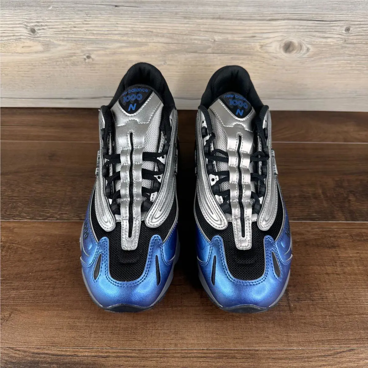 New Balance shoes  - Silver 2