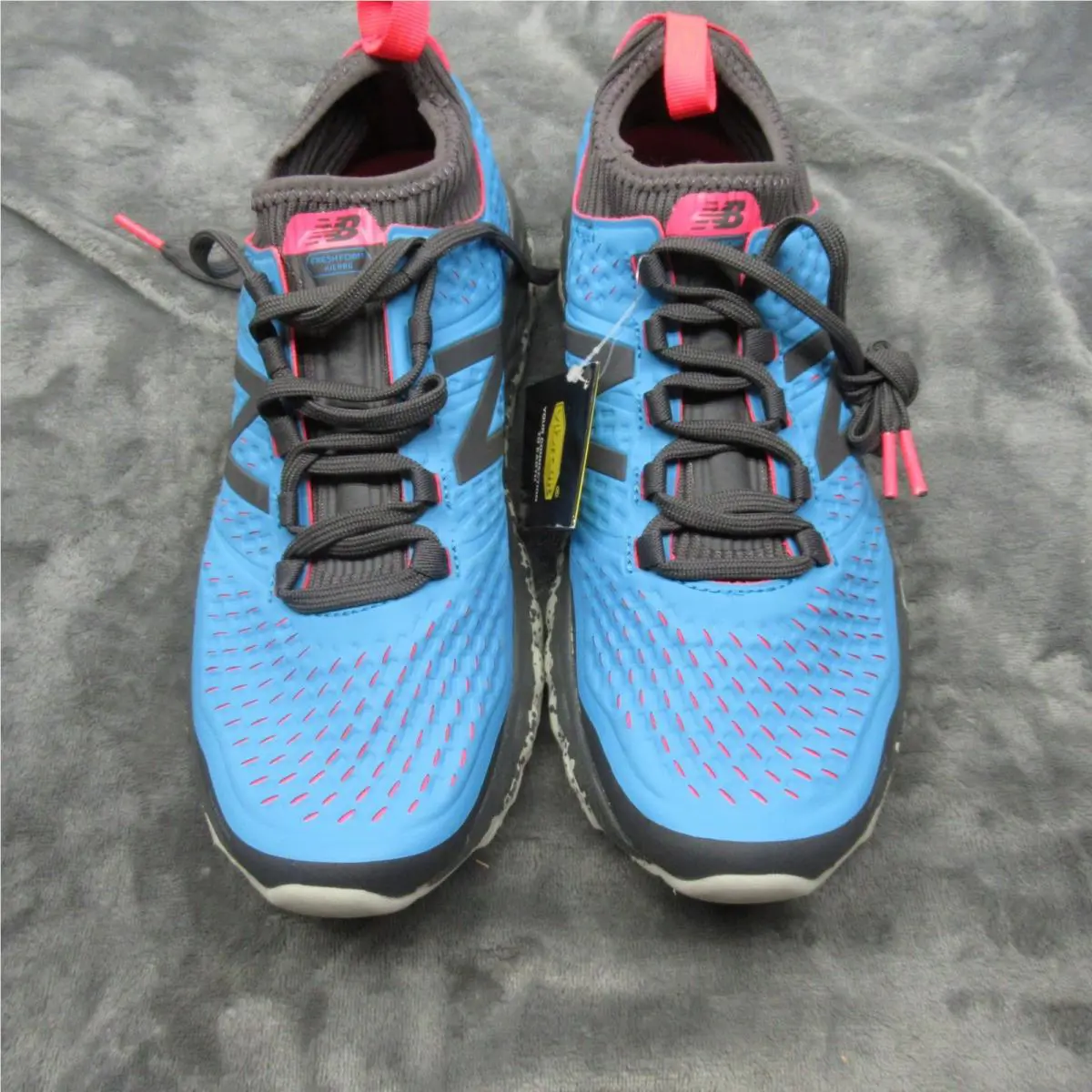 New Balance shoes  - Blue 1