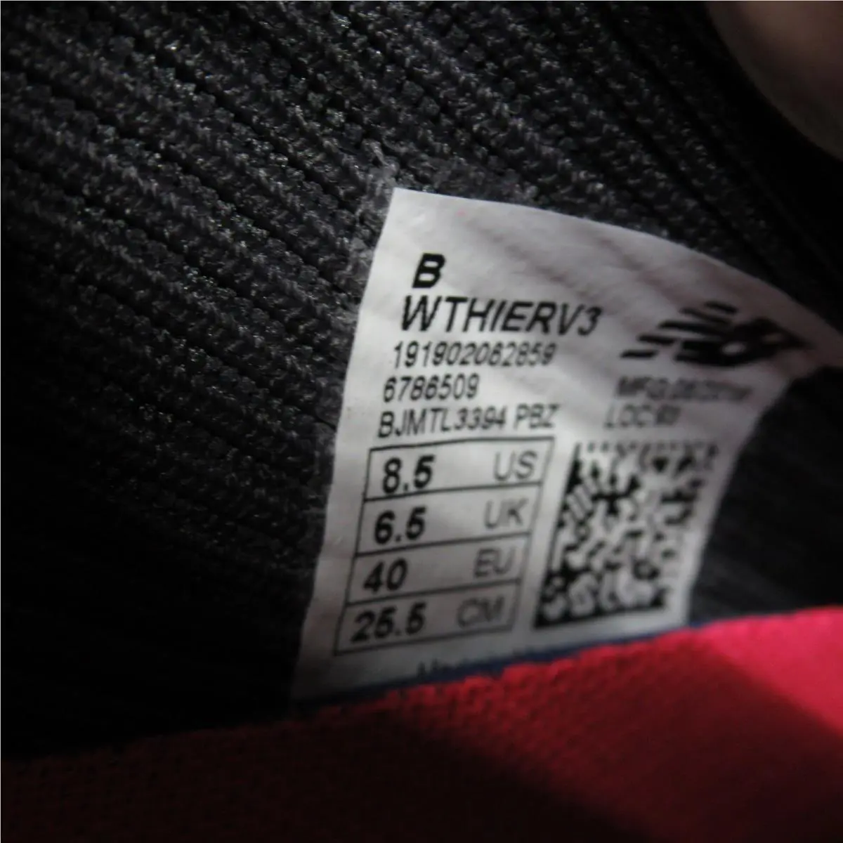 New Balance shoes  - Blue 2