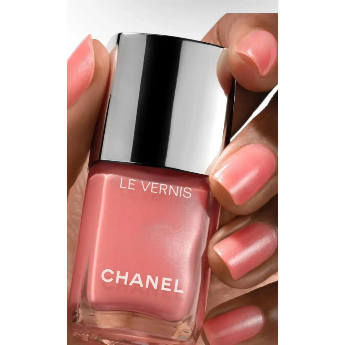 Chanel LE Vernis Nail Colour 405 Dazzling Artist Limited Edition