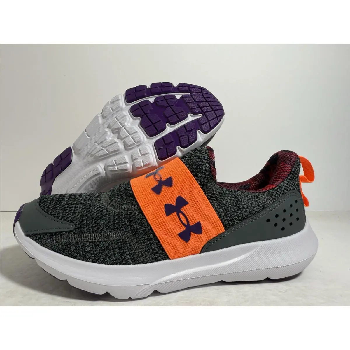 Under Armour shoes - Under Armour Surge 3 - Surge - Gray 4
