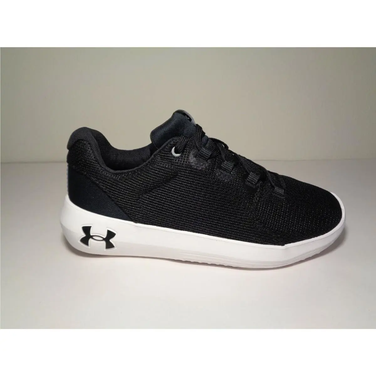 Under Armour shoes - Black (UPC: 192811061599) 0