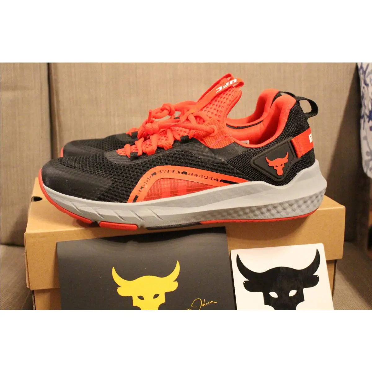 Under Armour Men`s UA Project Rock Bsr 3 Ufc Sz 11 Black / Red 3026462