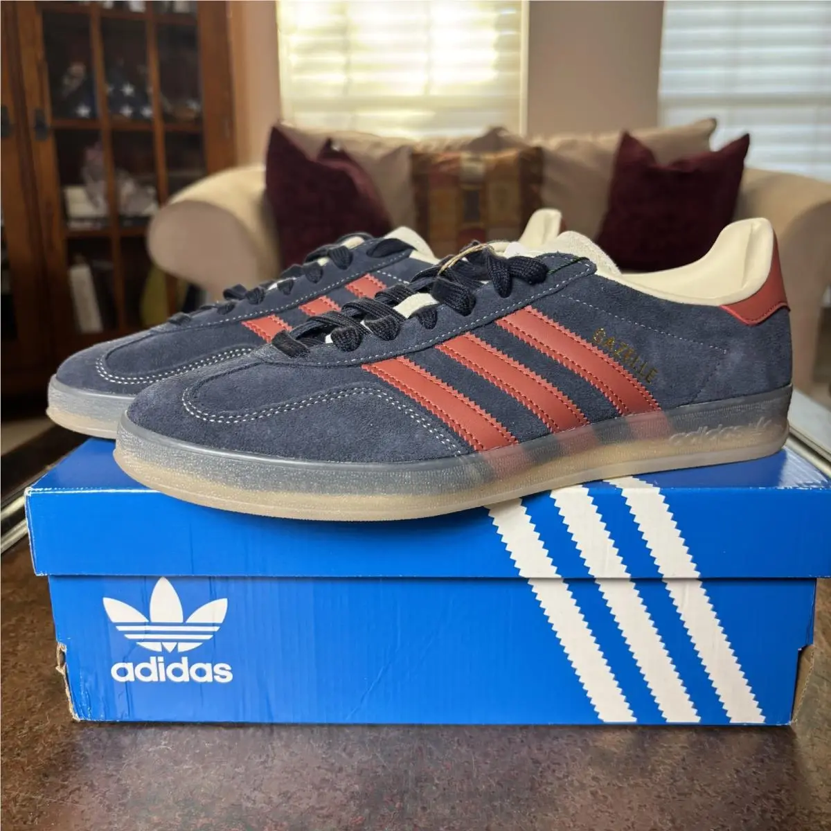 Adidas Gazelle Indoor Legend Ink Men`s Running Sneakers Size 9 Black Red