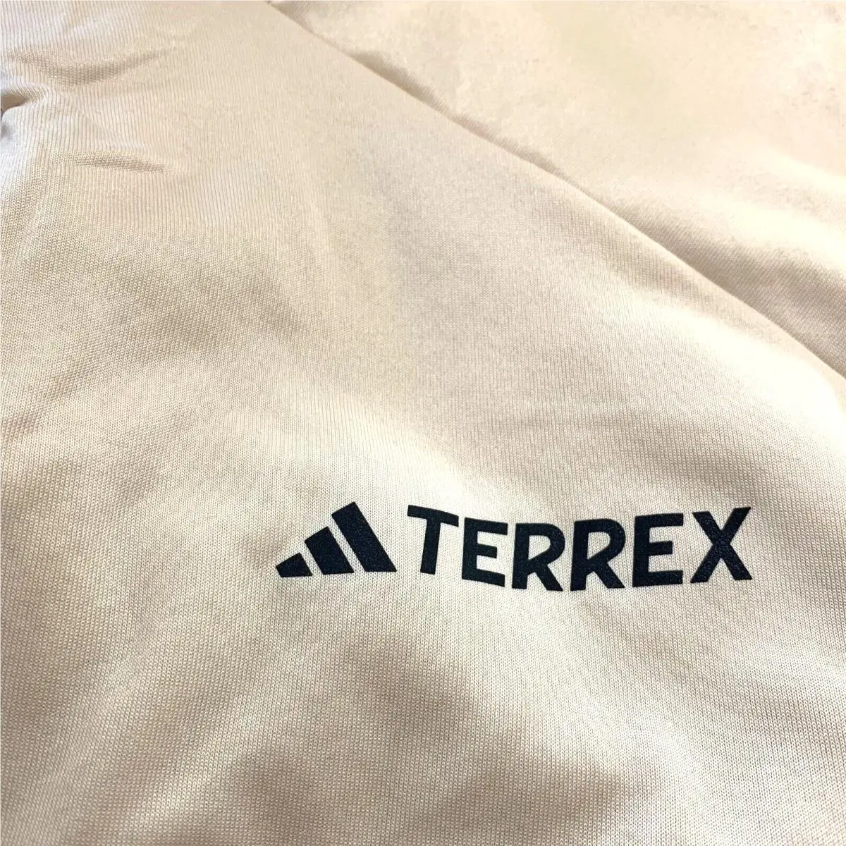 Adidas clothing - Cream 6