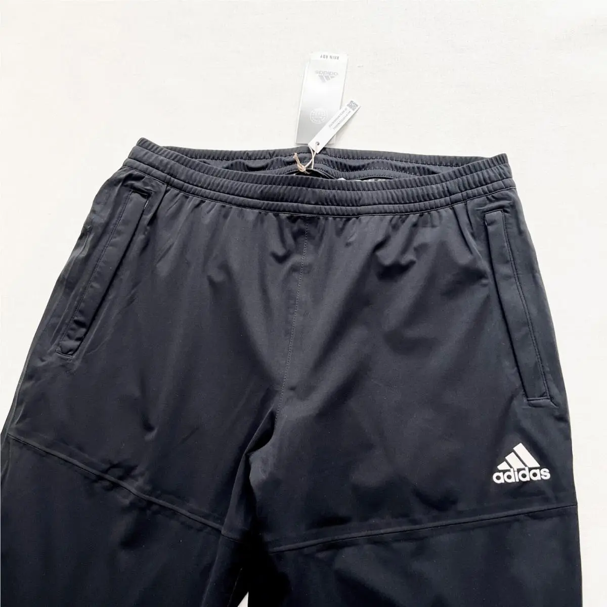 Adidas clothing - Black 4