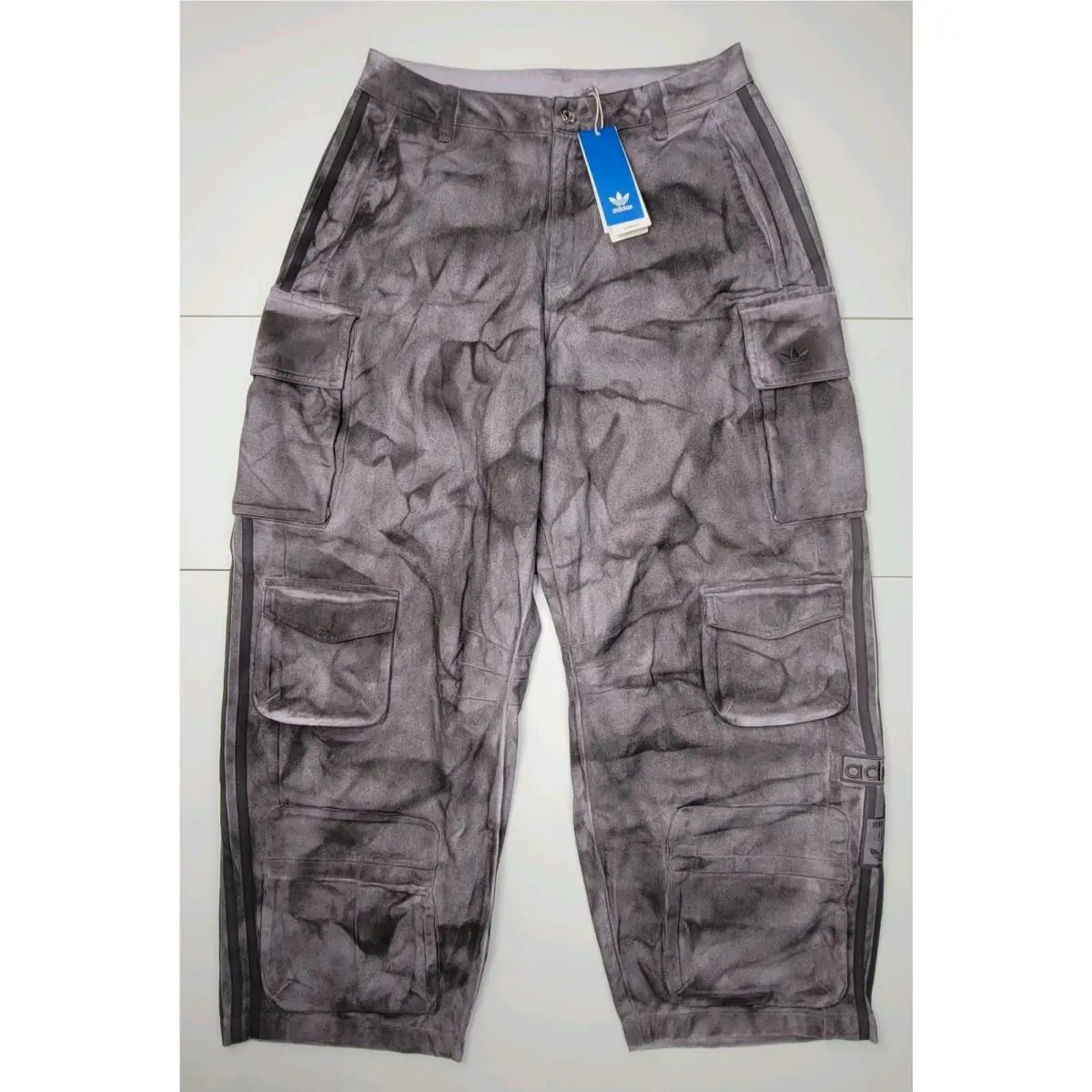 Adidas Originals Xxl Print Cargo Pants Grey Women`s Size 16 IW5532