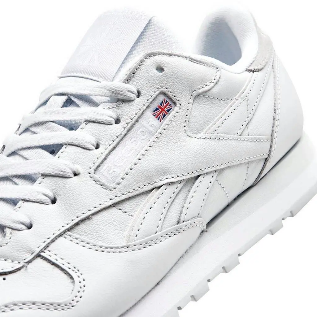 Reebok shoes Classic Leather - Gray, Manufacturer: Black/Black/Grey 8