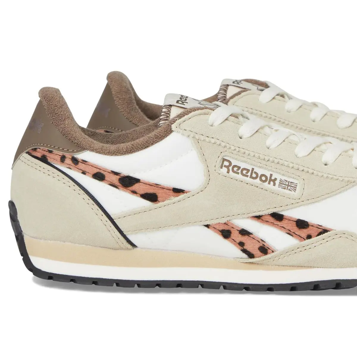 Reebok shoes - Chalk/Classic Beige/Trek Grey 4