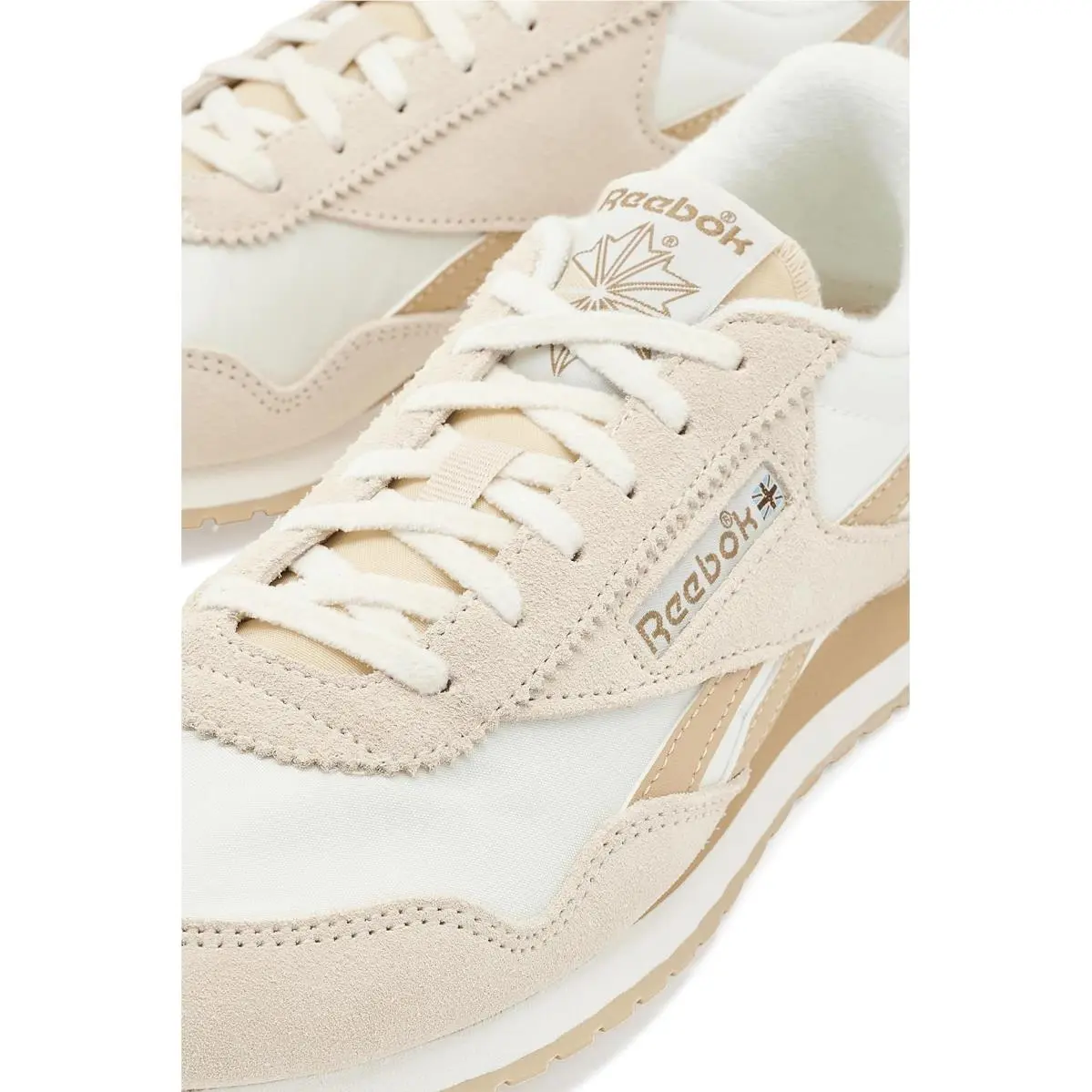 Reebok shoes - Chalk/Chalk/Grey 18