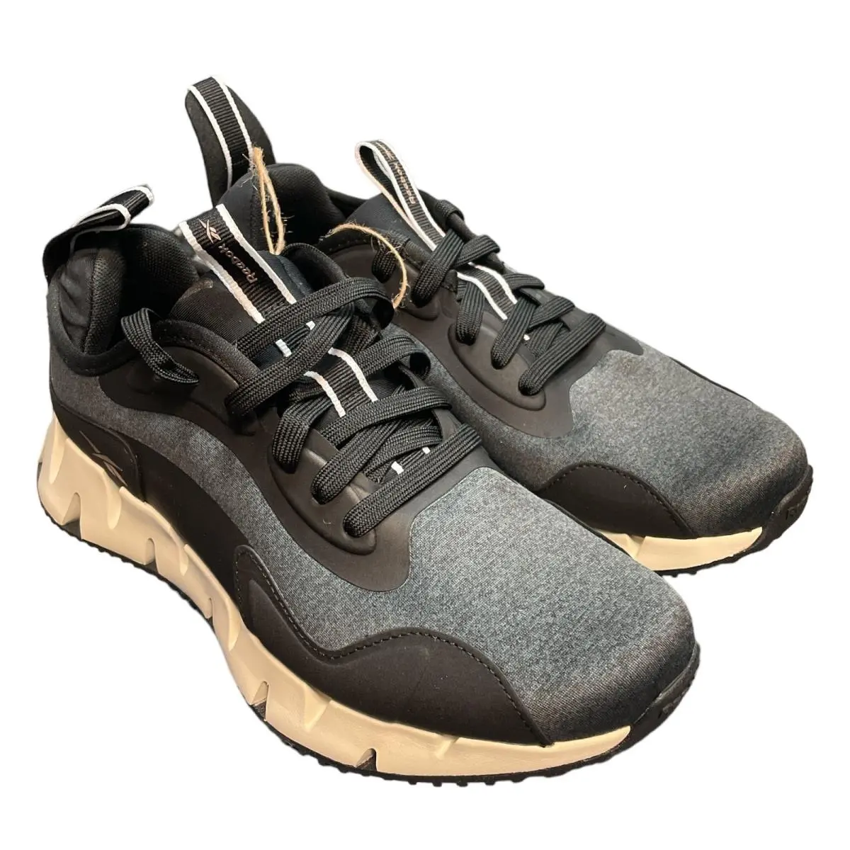 Reebok Women’s Zig Dynamica Sneaker Black Breathable Mesh Size 8 - Black
