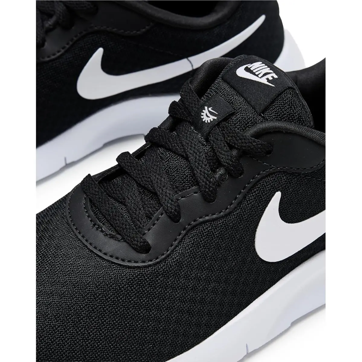 Nike shoes - Black/White/White 4