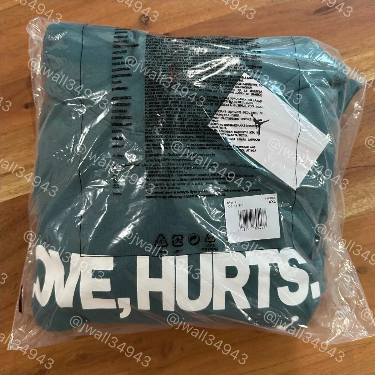 Nike clothing - Green 1