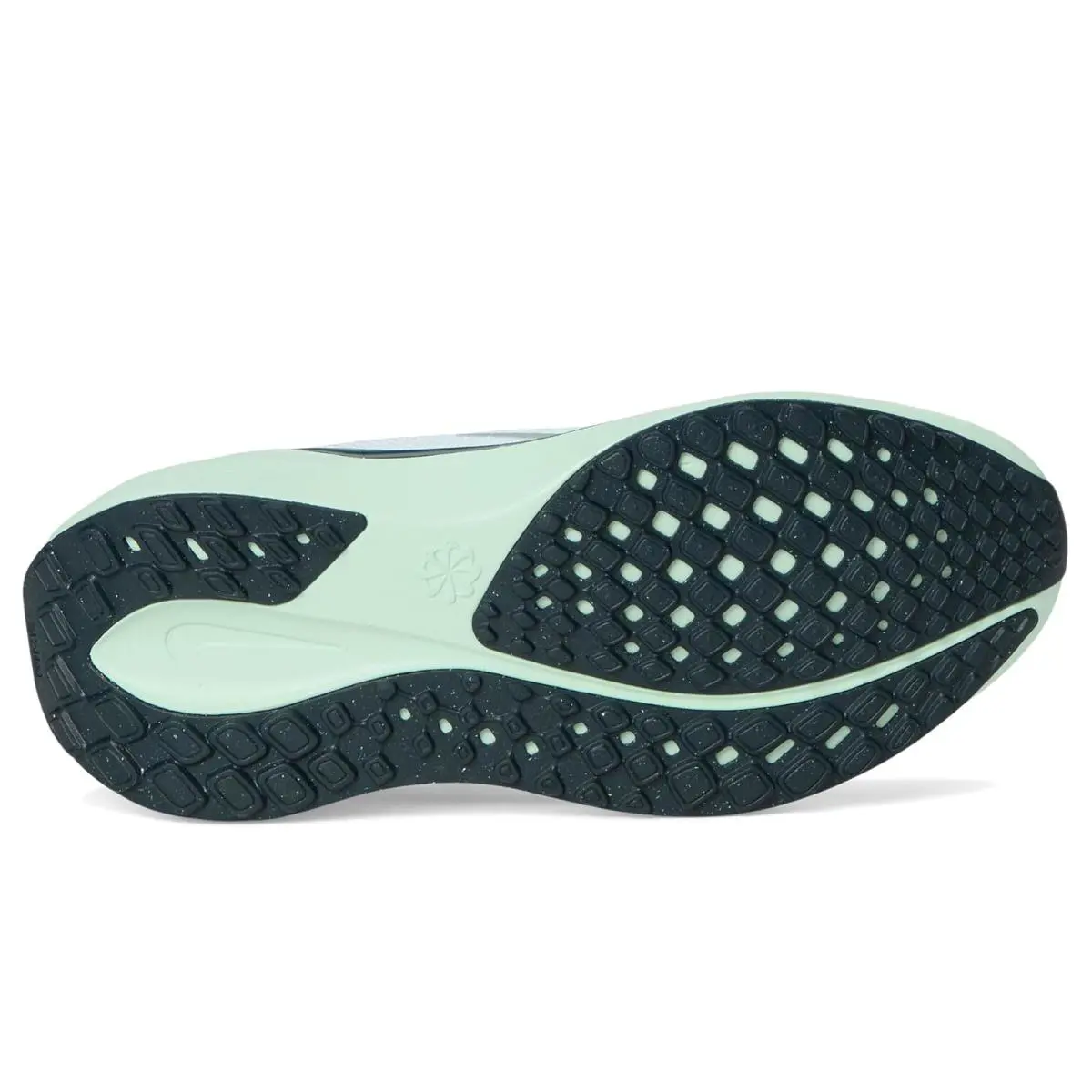 Nike shoes - Barely Volt/Sail/Limelight/Light Silver 22