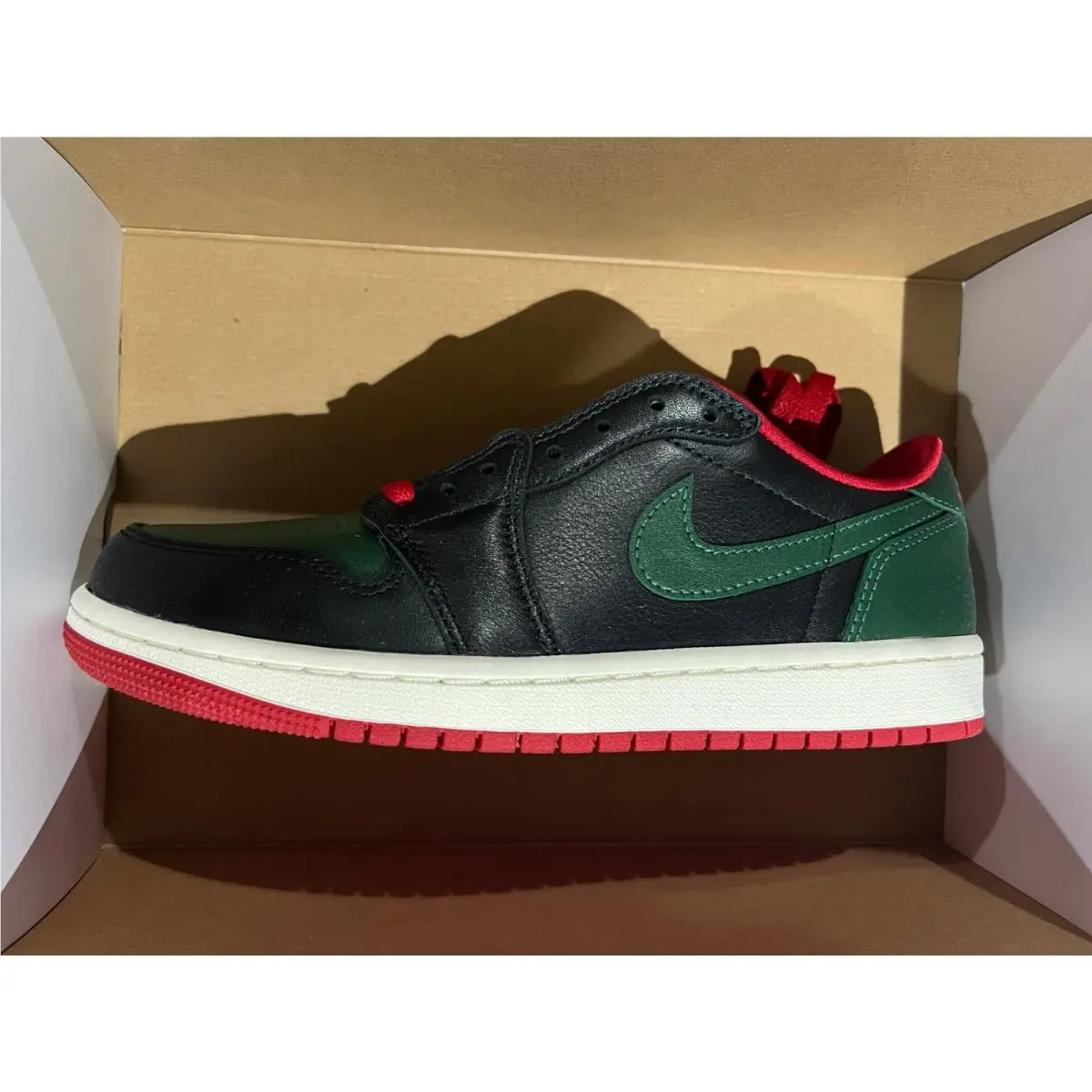 Nike shoes - CZ0775036 - cz0775 036 - BLACK/GREEN-VARSITY RED 3