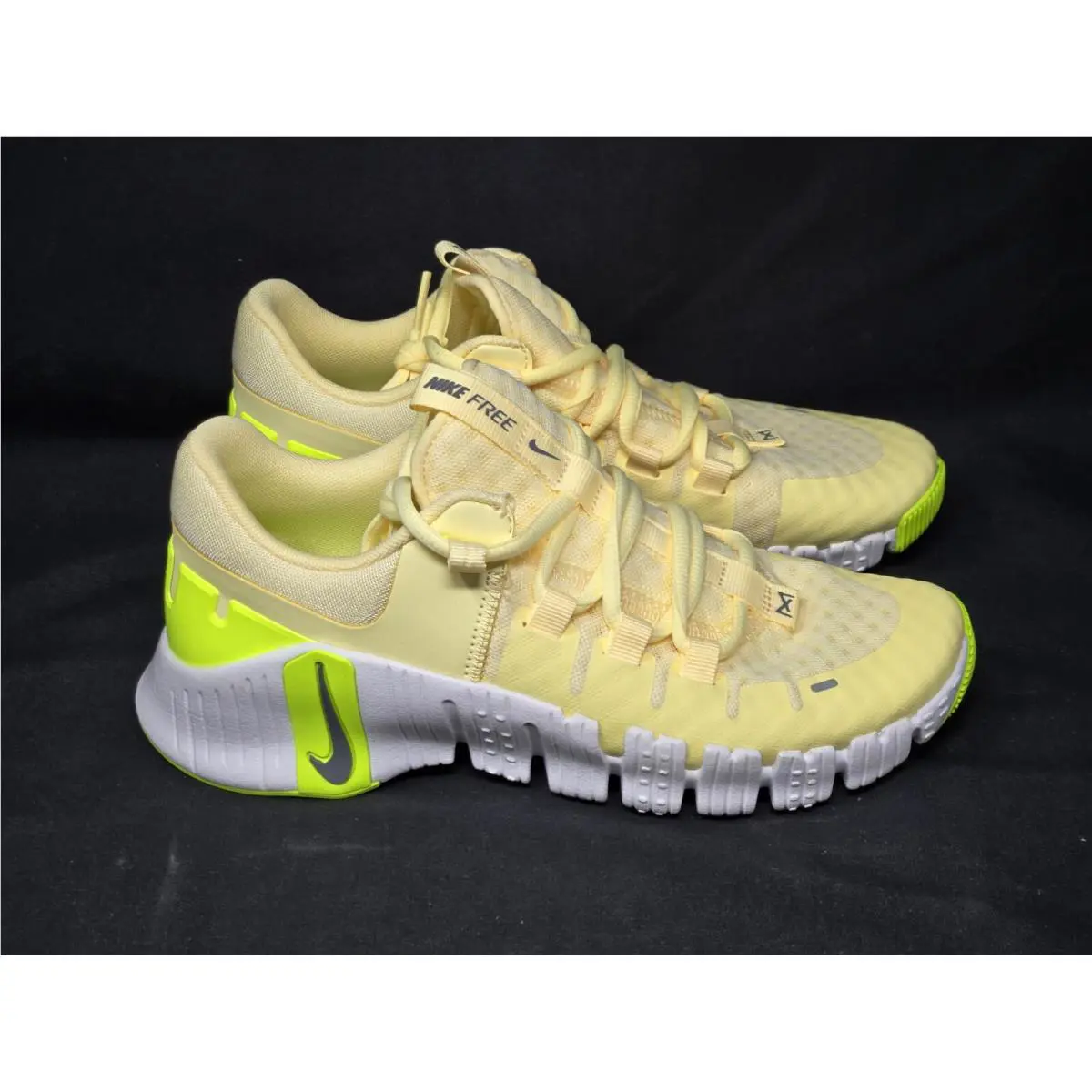 Nike shoes - Nike Free Metcon - Free Metcon - DV3950-800 - Yellow 2