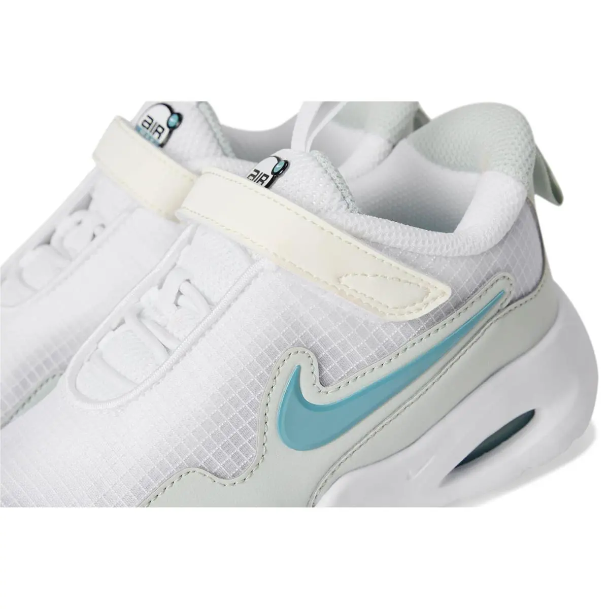 Nike shoes - White/Black/Laser Fuchsia 18
