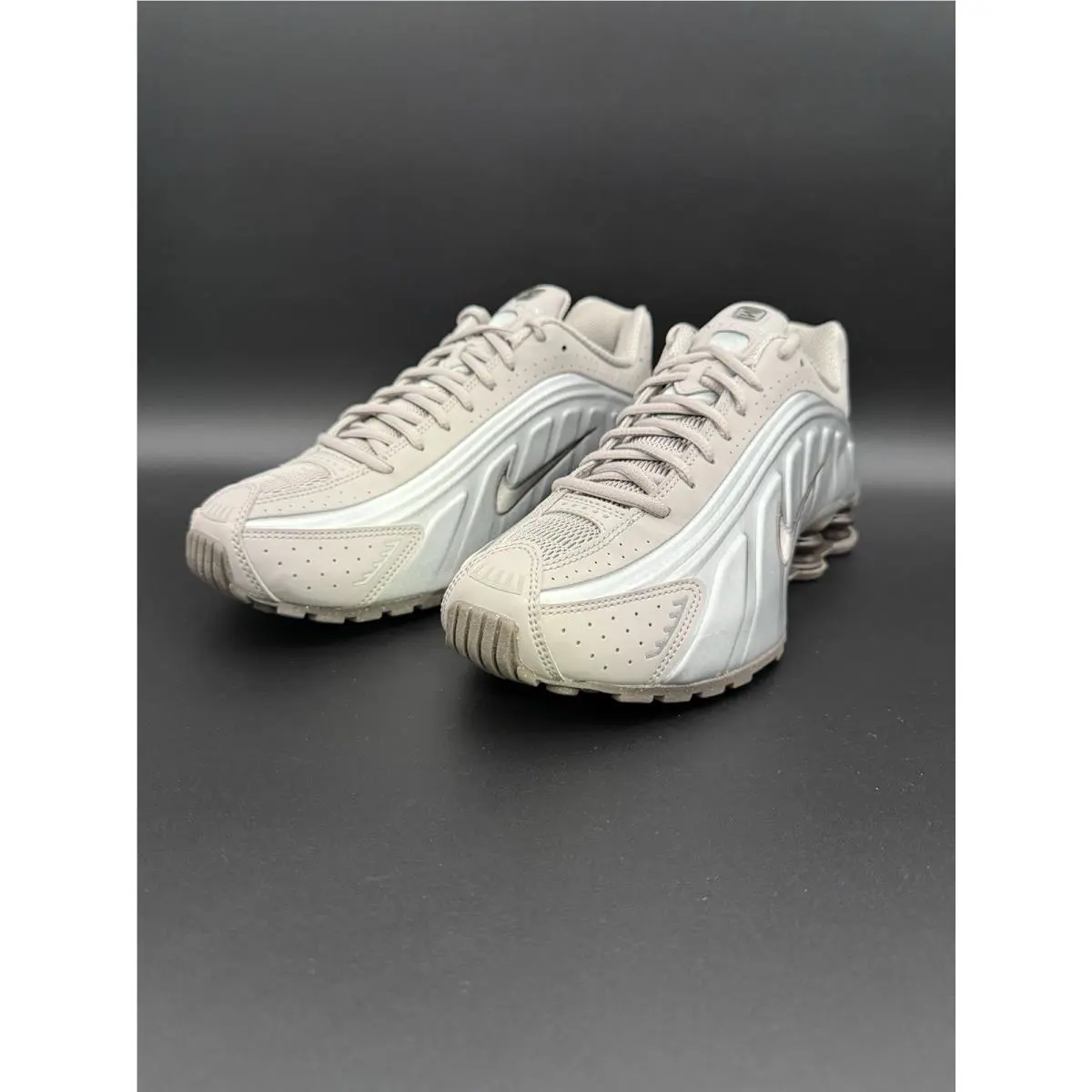 Nike shoes - Nike Shox - Shox - HQ1988-200 - Brown 2