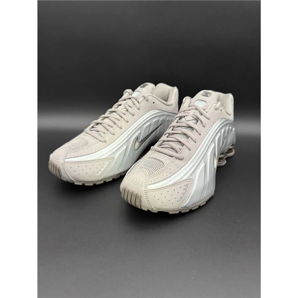 Nike shoes - Nike Shox - Shox - HQ1988-200 - Brown 3