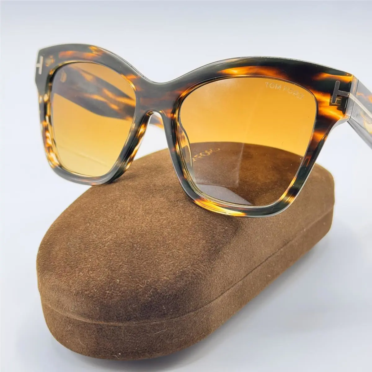 Tom Ford Sunglasses Elvira TF1217 55F Havana Butterfly w/ Gradient Brown Lenses