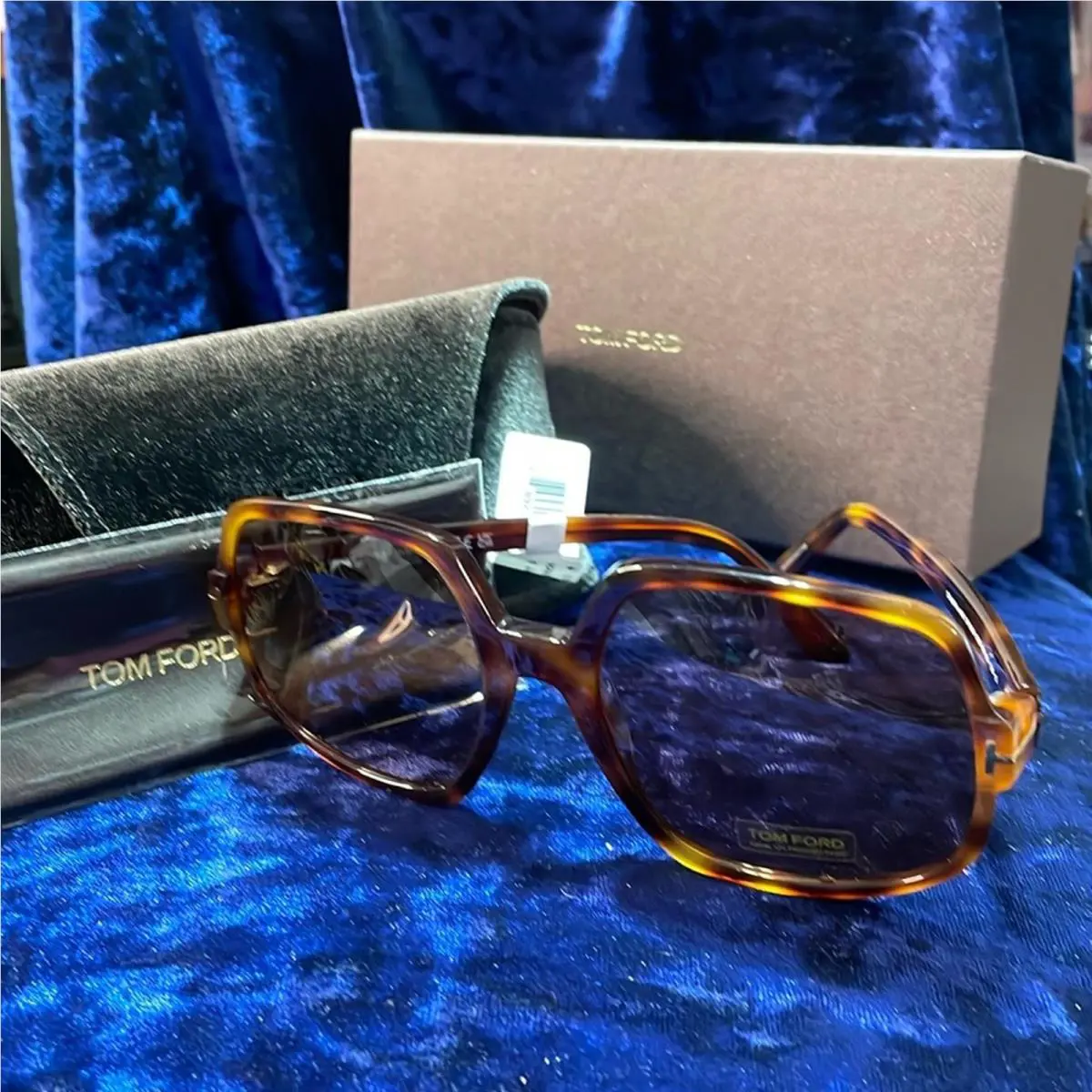 Tom Ford Sunglasses Size 52 Tortis Frame