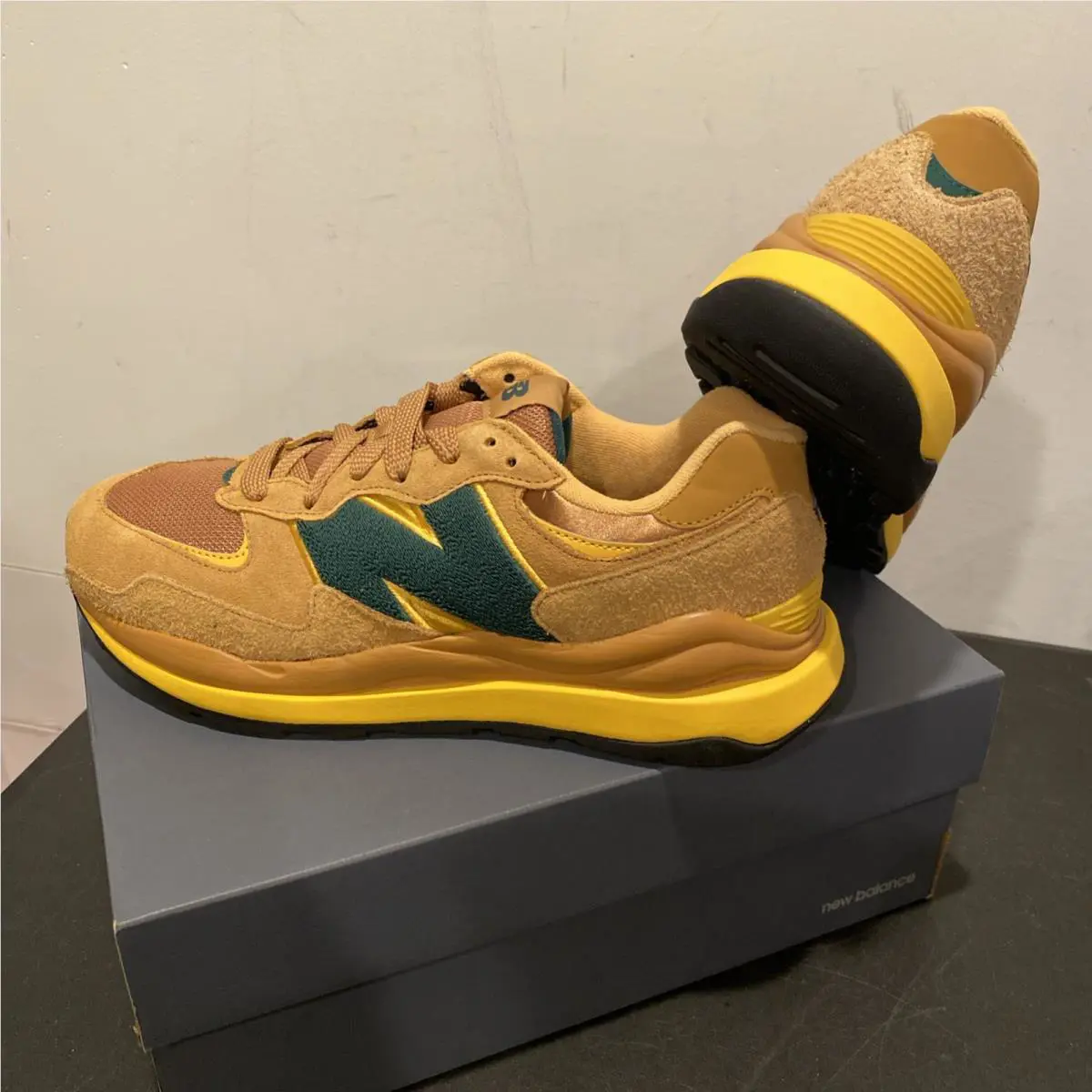New Balance shoes - New Balance 57/40 - M5740WT1 - Orange, Manufacturer: Rust Oxide/Blue Groove (UPC: 0195481290535) 1